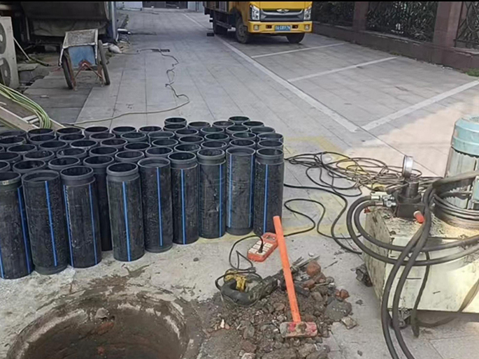 桓仁PE置换管厂家 DN315置换管 非开挖管短管置换